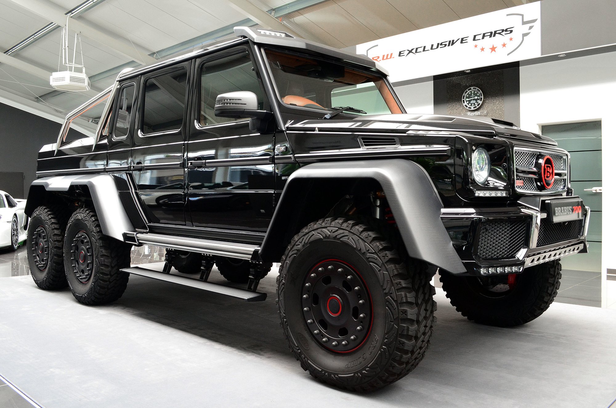 Mercedes Benz G 63 Amg 6x6 Brabus700 Limitededition 1of15 Rhd T1