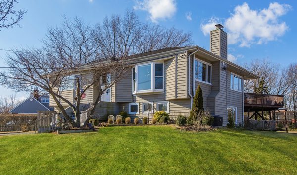 Glen Cove (10471781)