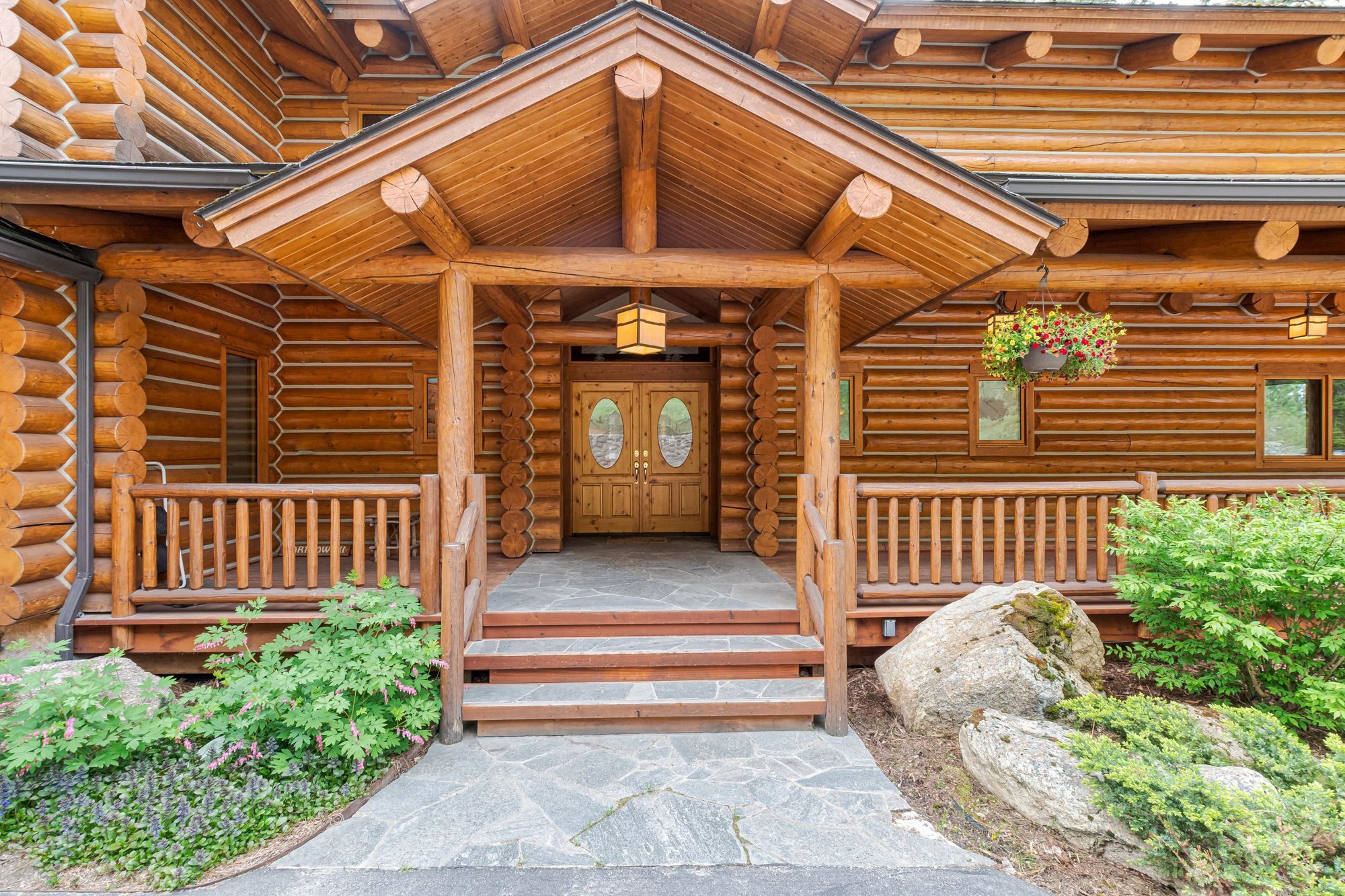 Luxury Gentleman'S Ranch In Darby, Mt, United States For Sale (10090500)