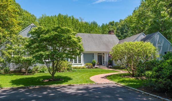 Glen Cove (10528228)