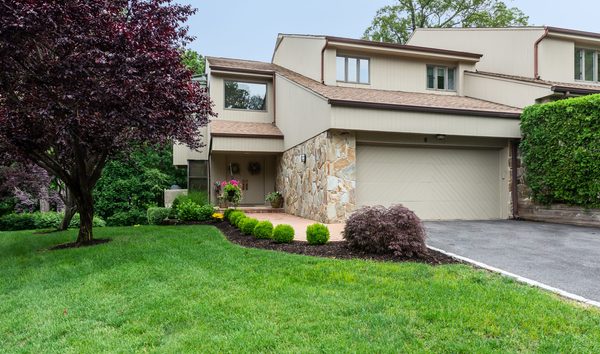 Glen Cove (10534095)