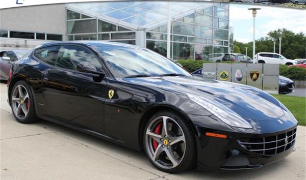 2015 Ferrari FF Base (10477691)