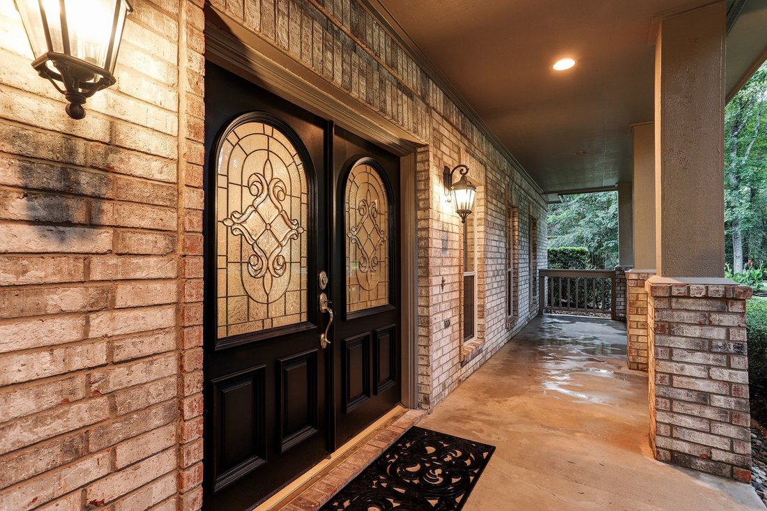 House in Pinehurst, Texas, United States 5 - 10539940