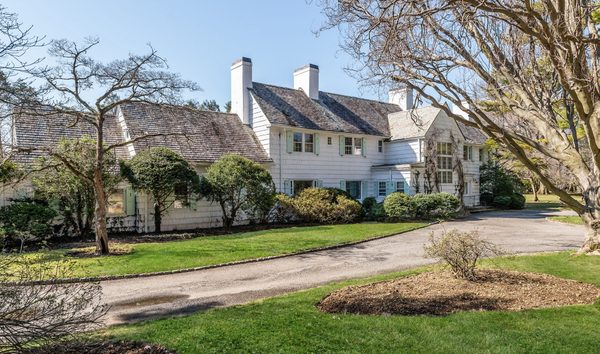 Glen Cove (10500247)
