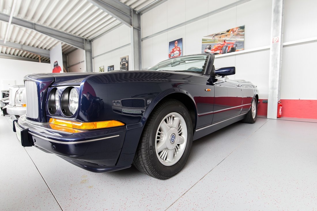 Cabriolet in Sinzig, Rhineland-Palatinate, Germany 2 - 10544156