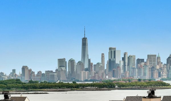 Port Liberte Penthouse Luxury! (10540690)