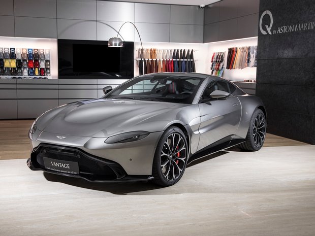 Aston Martin Vantage Tungsten Silver in Moscow, Russian Federation 1