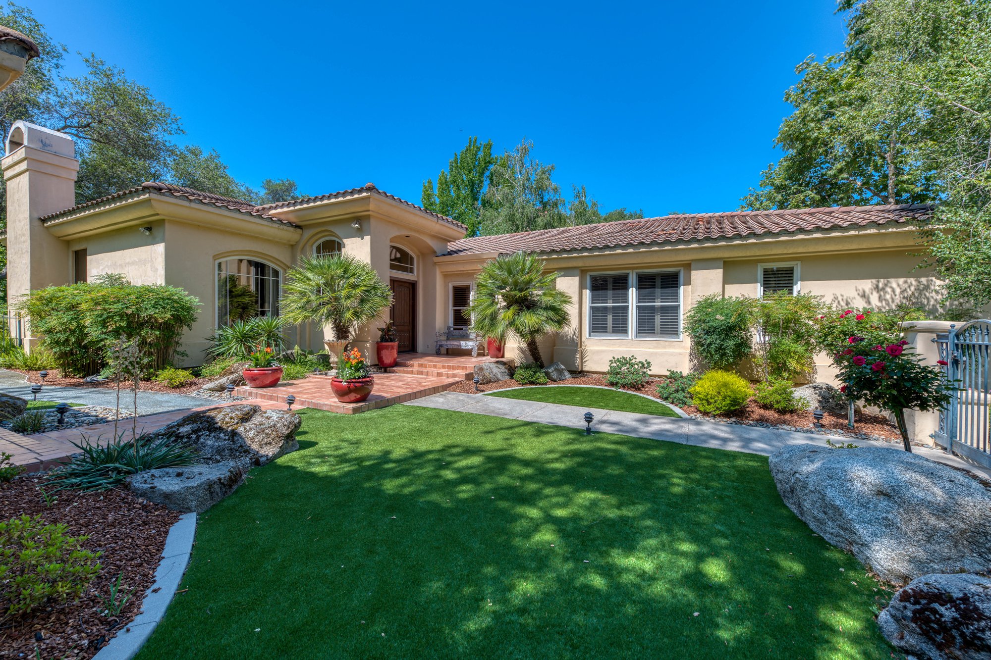 9815 N Los Lagos Cir, Granite Bay, Ca 95746 in Granite Bay, CA, United