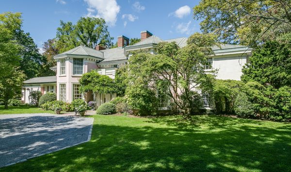Glen Cove (10548535)