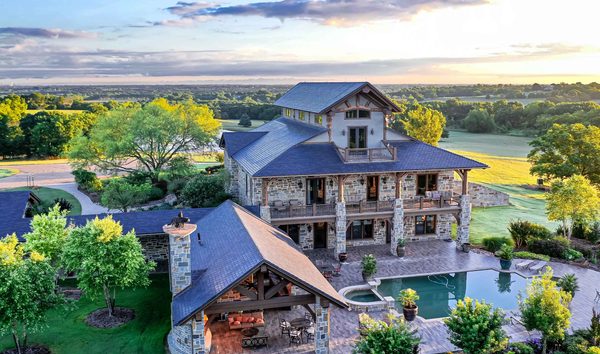 Sugar Ridge Ranch Luxury Ranch Style Living Minutes From Dallas (10481707)