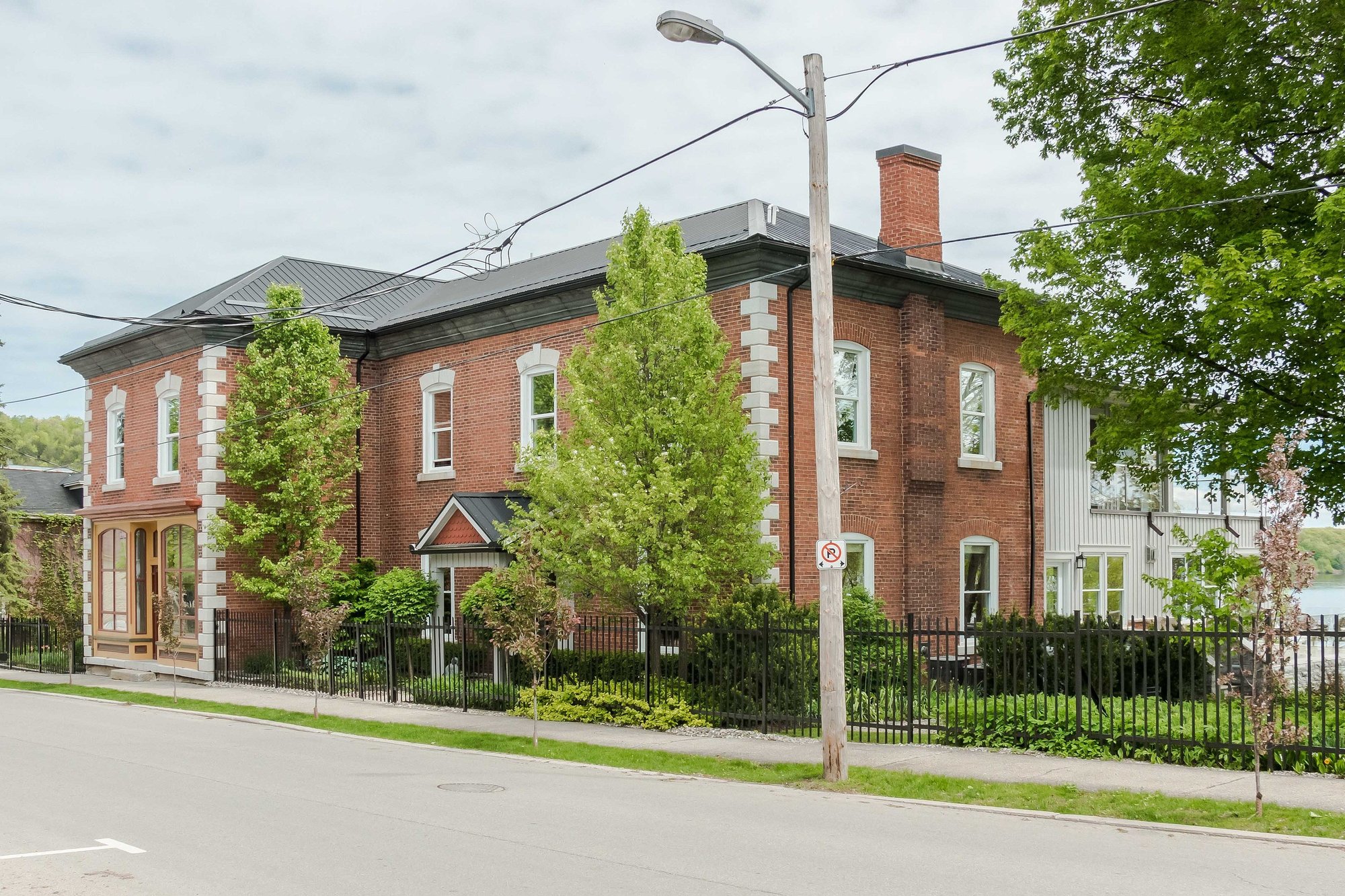 Westport Historic Foley House in Westport, Canada for sale (1019282)