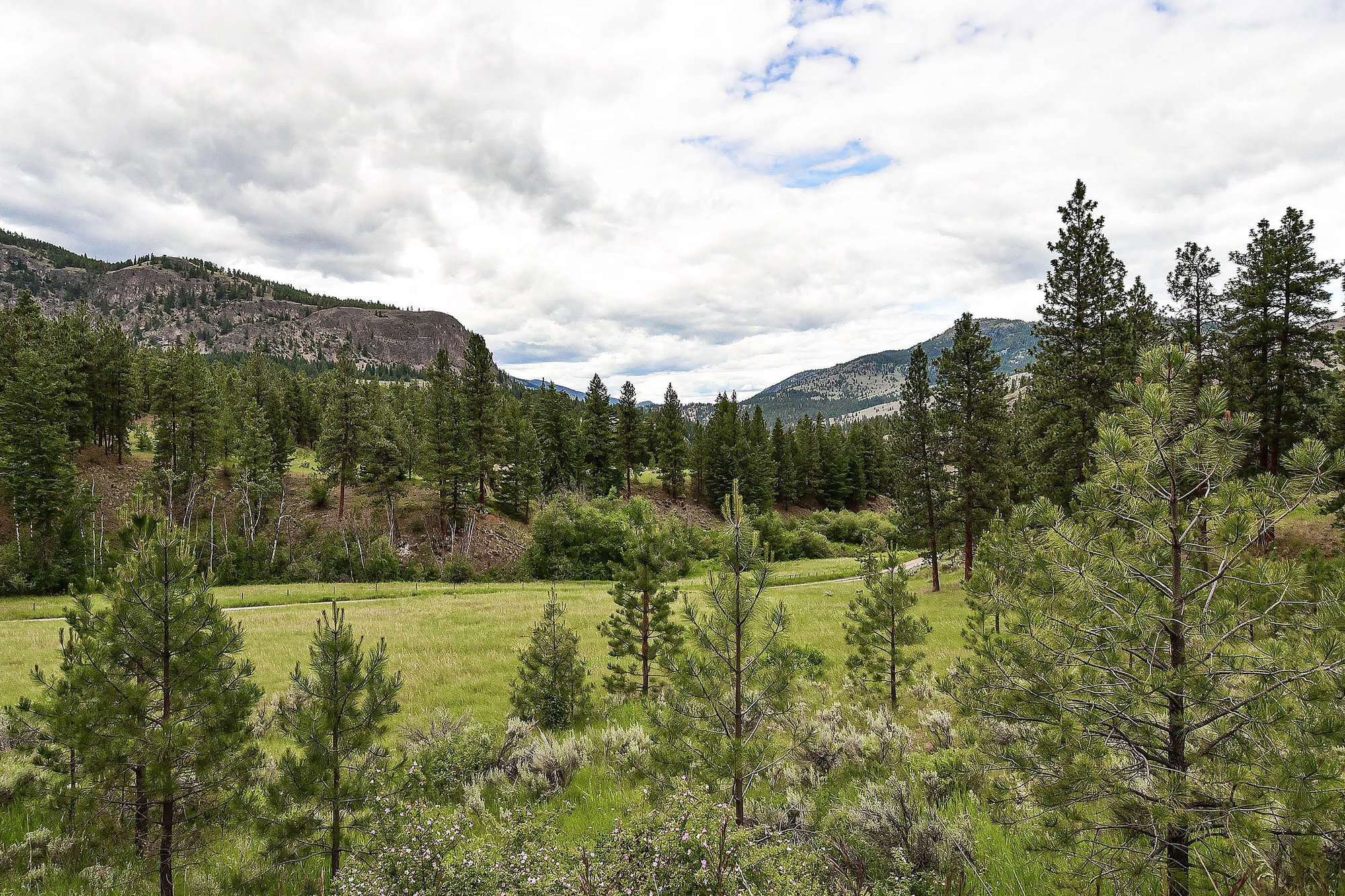 Marron Lake And Marron Valley in Kaleden, Canada for sale (10531478)