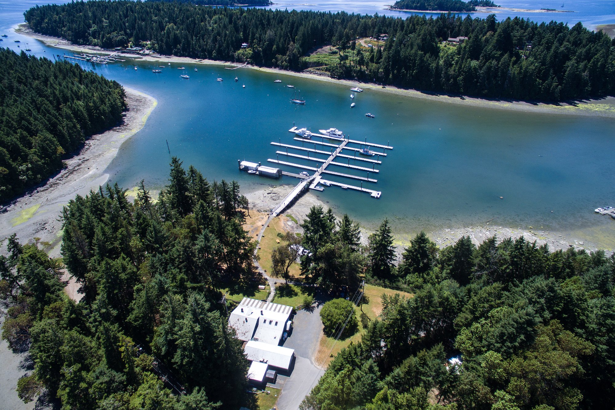 Thetis Island Resort in Thetis Island, Canada for sale (1203524)