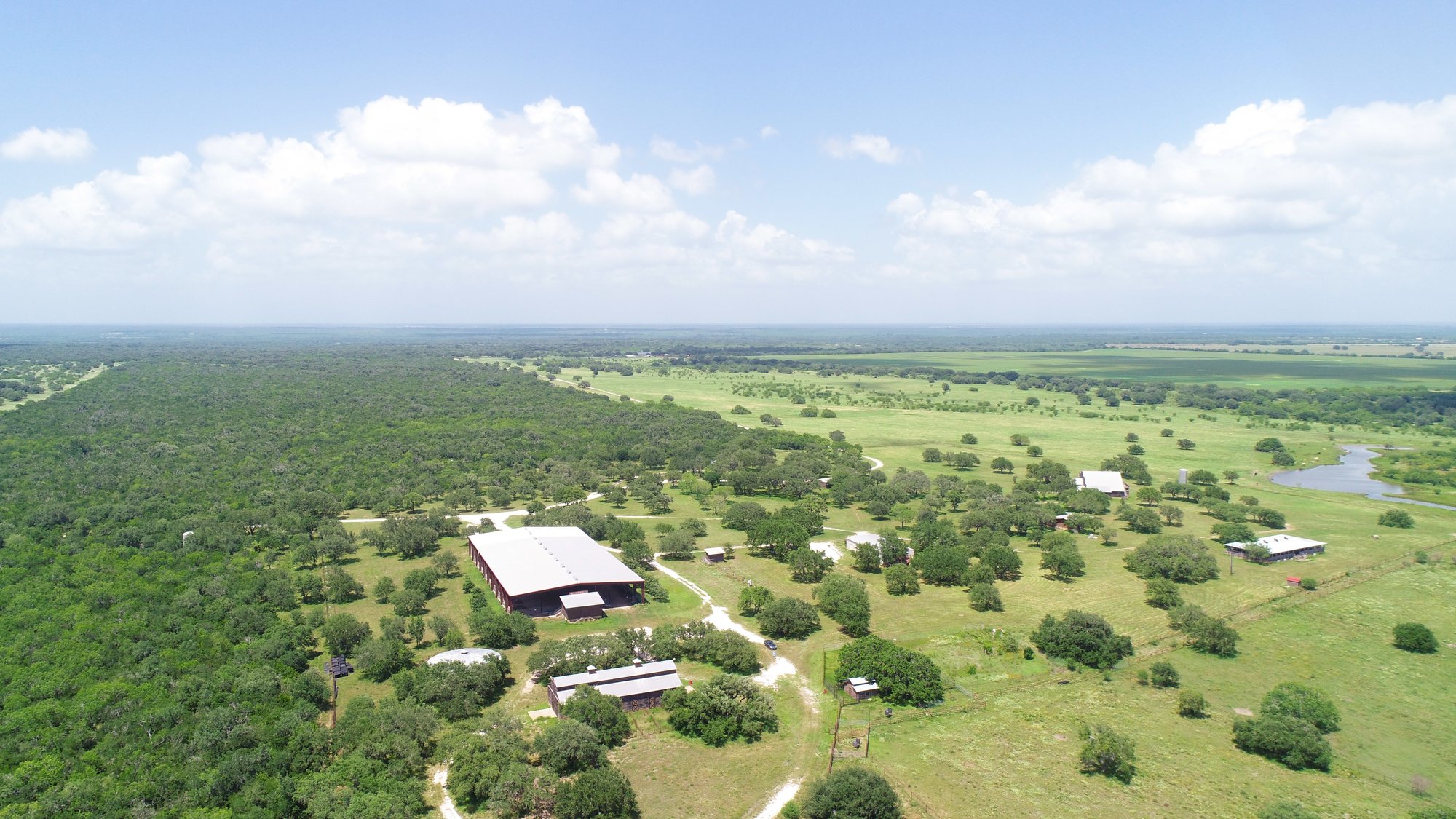 Charco Ranch In Beeville in Beeville, TX, United States for sale (10560001)