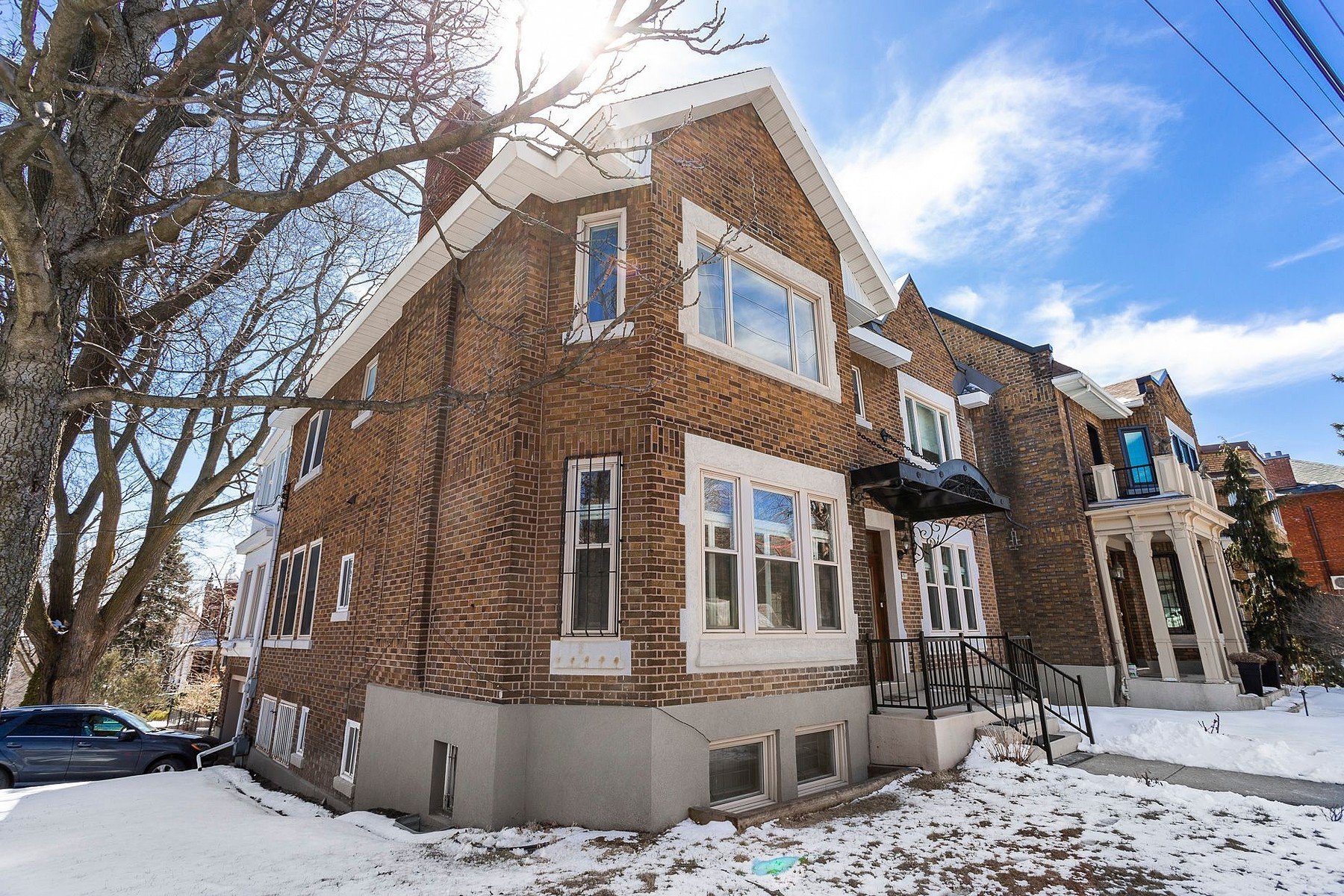 Côte Des Neiges / Notre Dame De in Cote Des Neiges Notre Dame De Grace