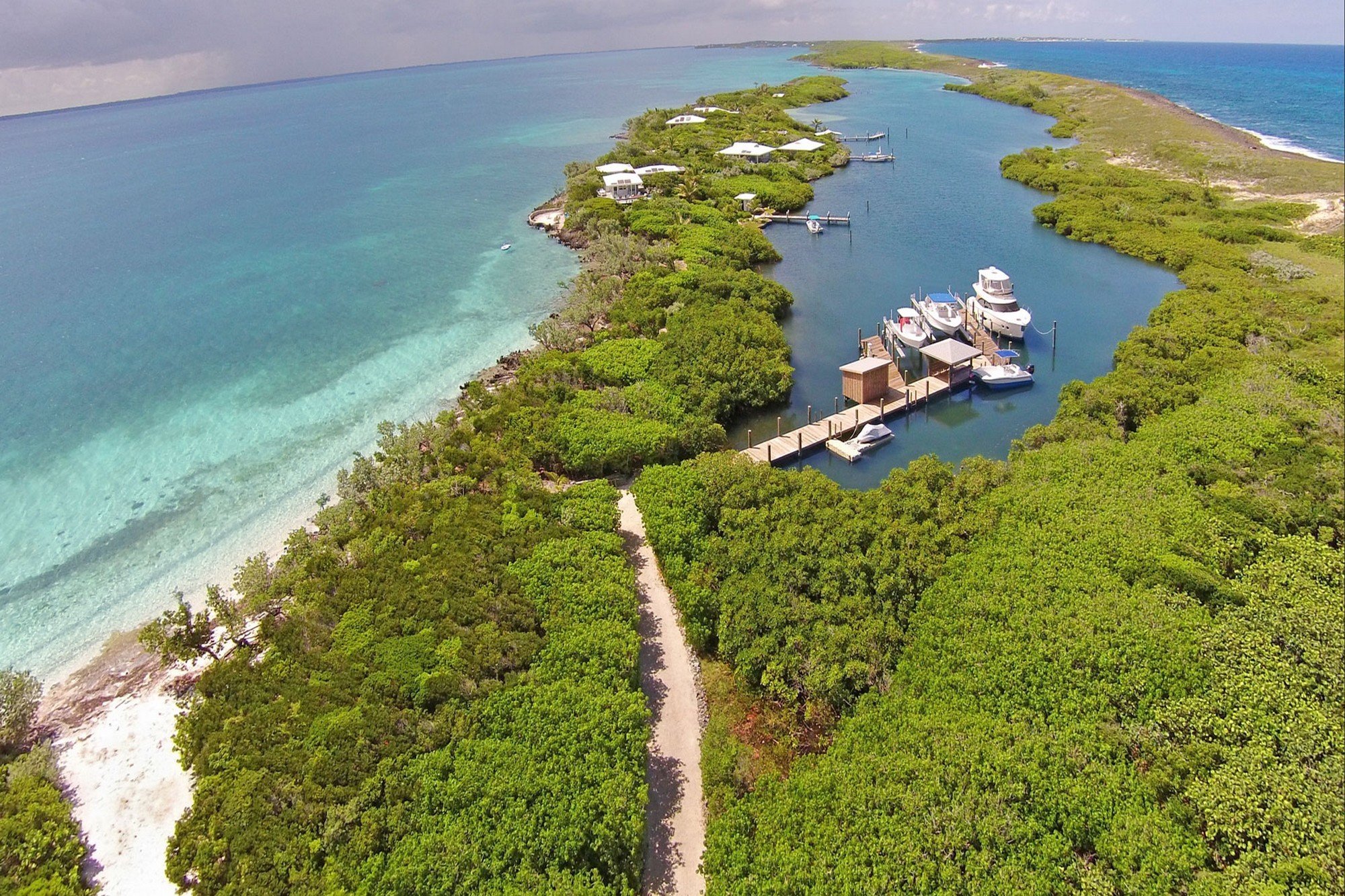 Tilloo Pond in Tilloo Cay, Bahamas for sale (10575848)