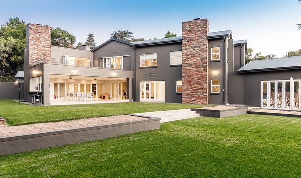 Bryanston (10575819)