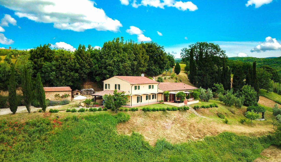Renovated Tuscan Farmhouse With A Panoramic View In Tuscany, Italy For
