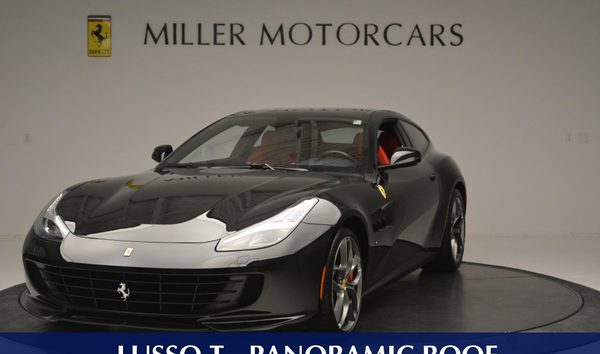 Ferrari GTC4LussoT (10597113)