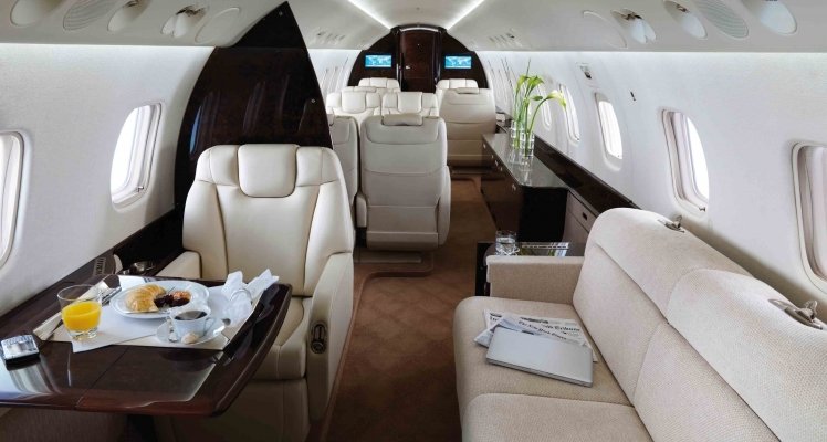 Super Midsize Jet in  4 - 10597792