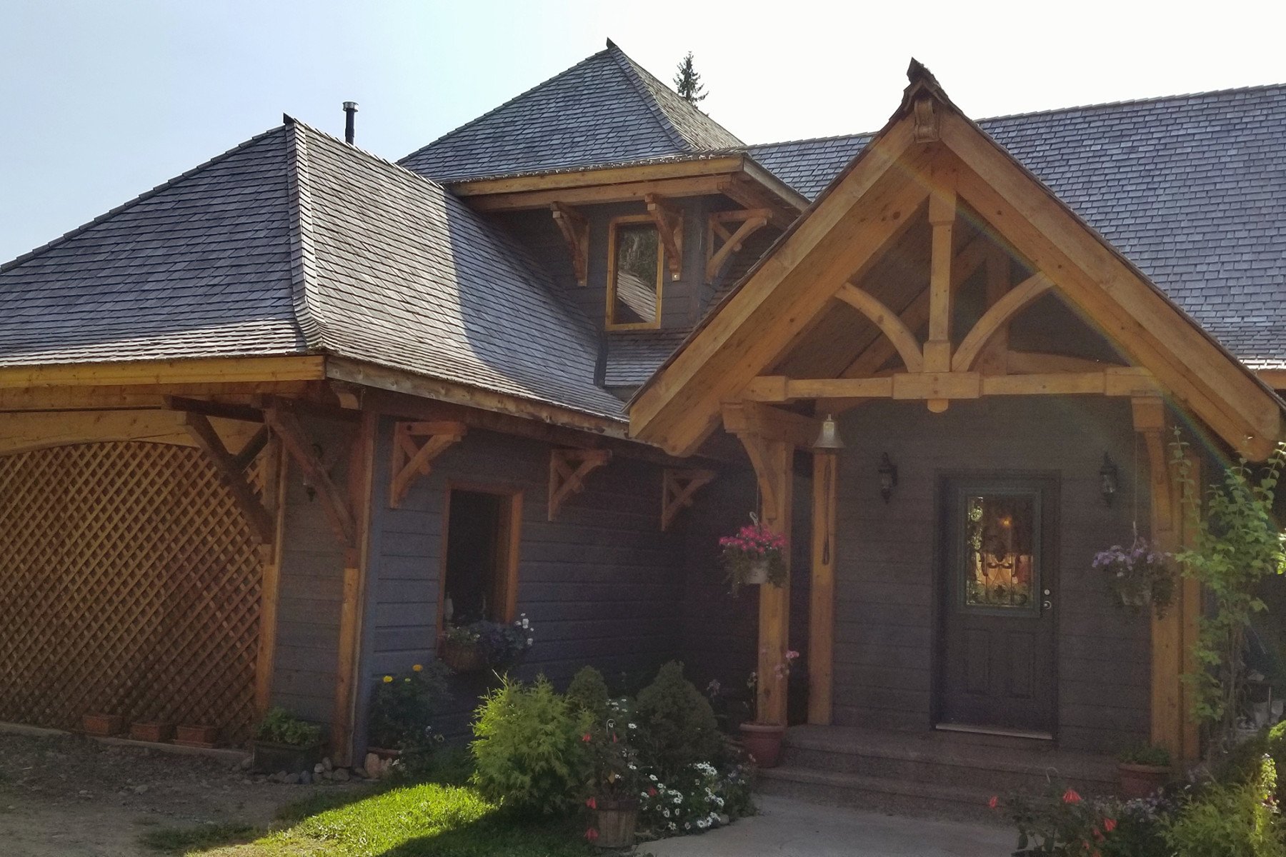 Post And Beam Ranch in Smithers, Canada for sale (10484666)