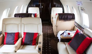 Challenger 605 - Luxury Private Jet Charter