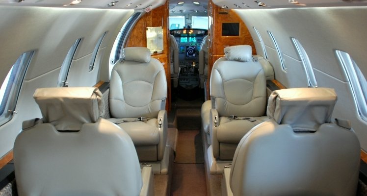  4 - 10608749