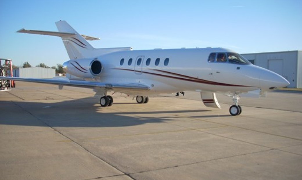 Hawker 800 For Rent (10608760)