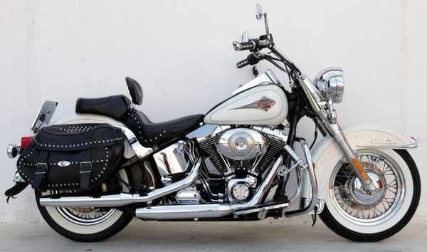 Harley Davidson Heritage Softail Classic Pearl White Very Good Condition (10608747)