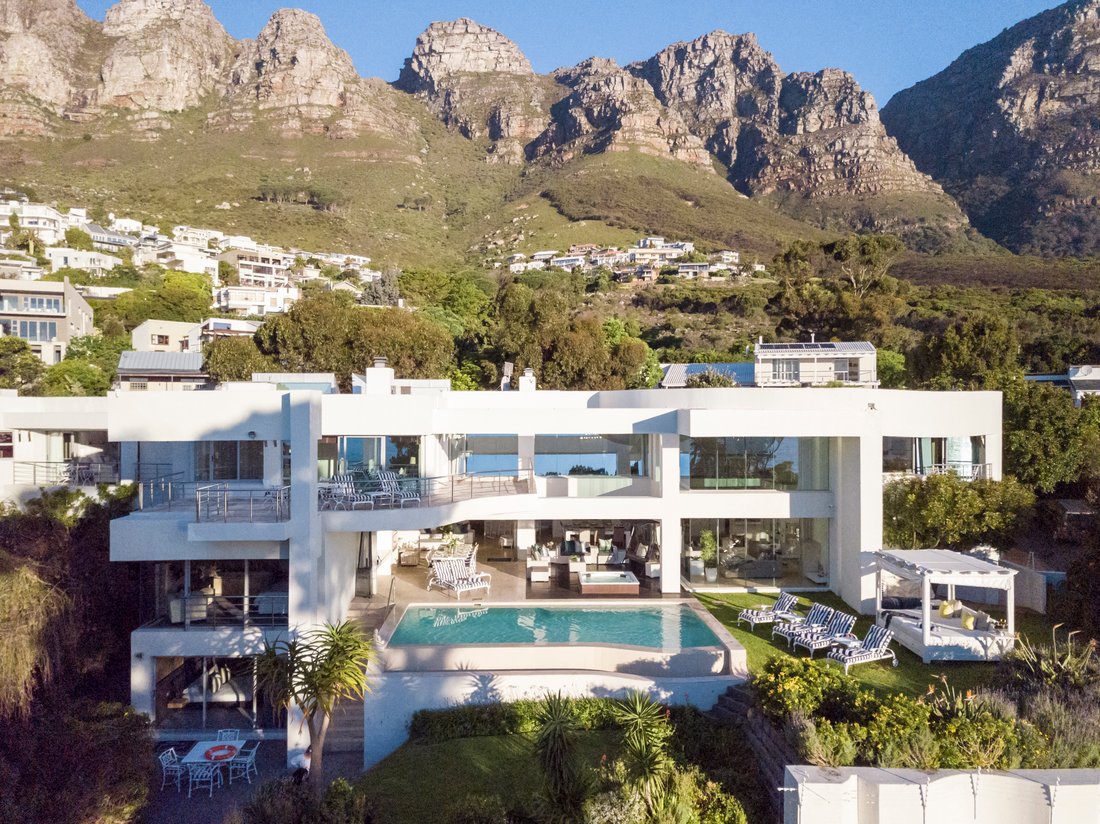 Villa in Cape Town, Western Cape, South Africa 1 - 10615707