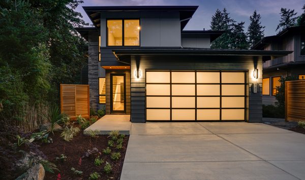 667 Lake Bay Court (10616419)