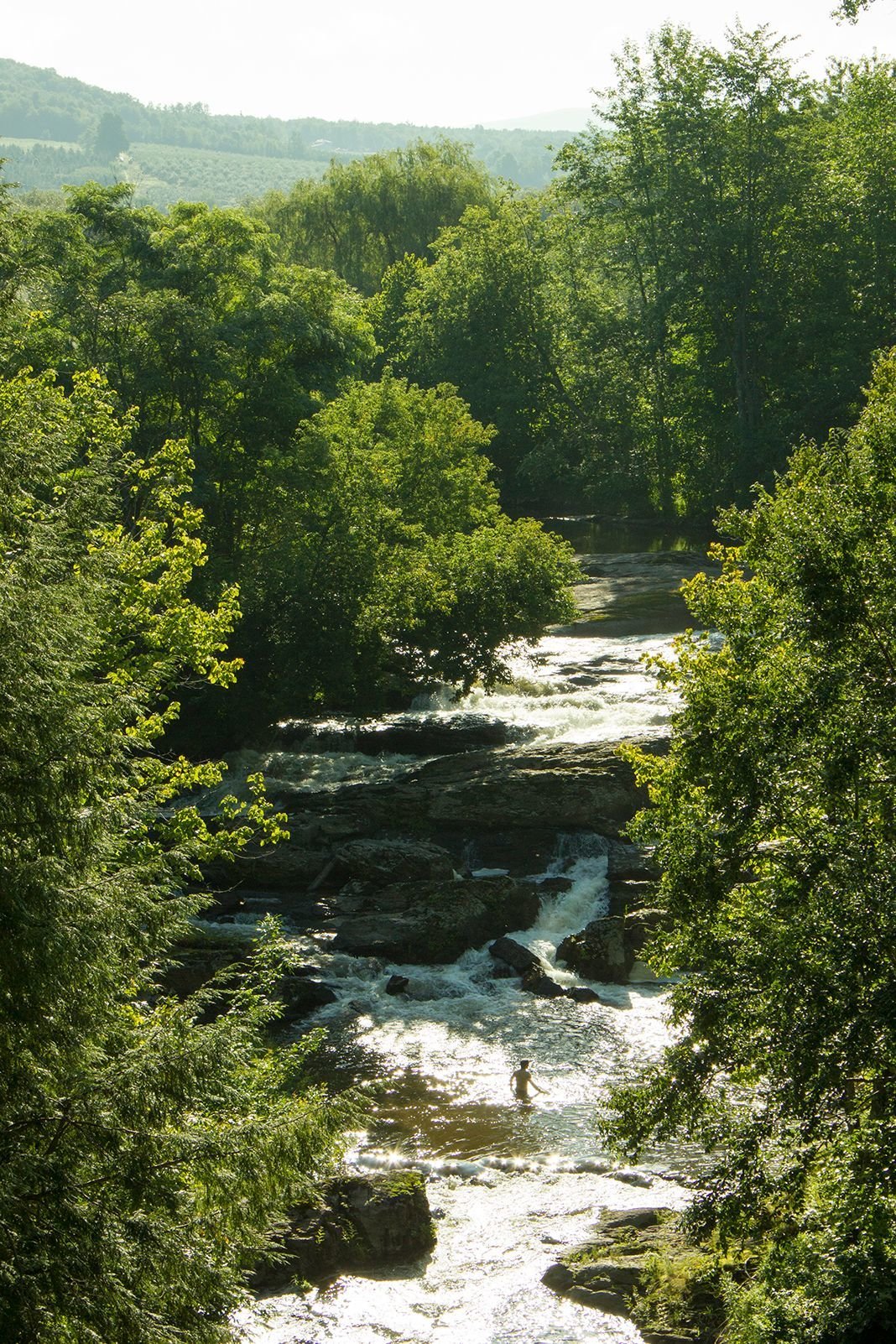Domaine avec chutes et ruisseau à Frelighsburg, Québec in Frelighsburg