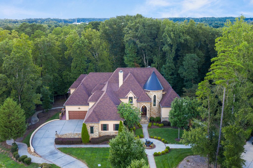 902 Harvest Pointe Drive In Fort Mill, South Carolina, United States For Sale (10628130)