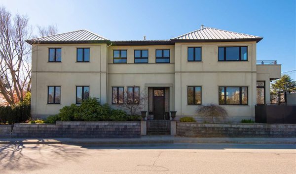 Contemporary Townhome (10641667)