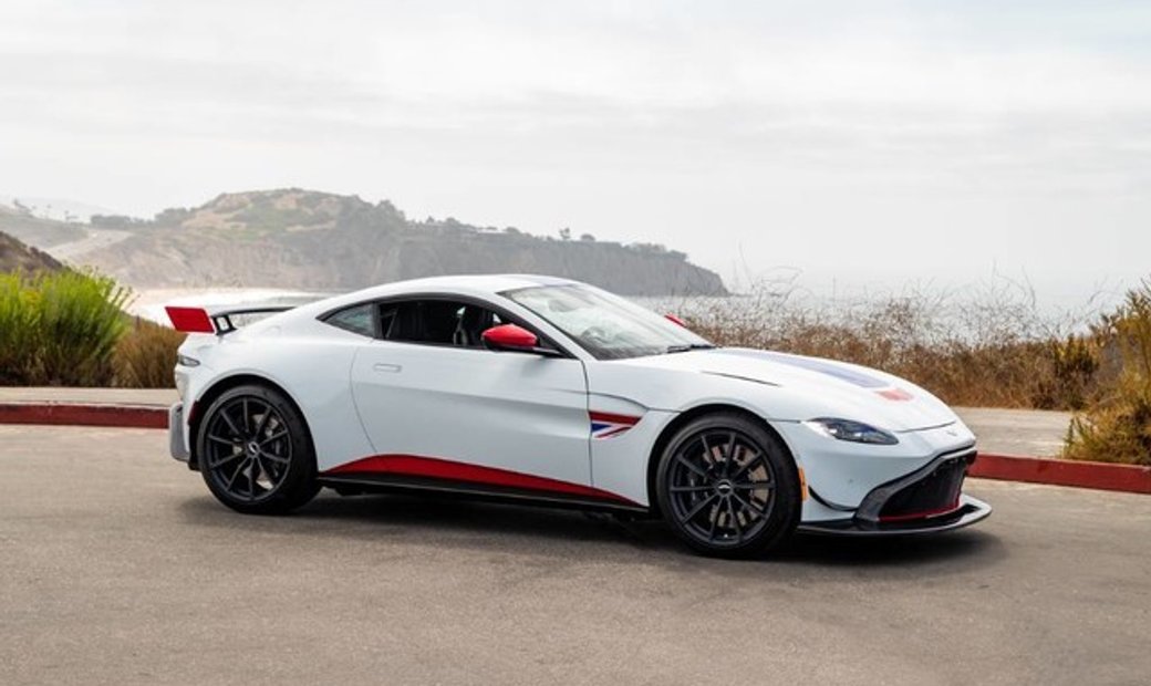 2020 Aston Martin Vantage