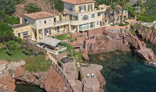 Sale - Villa Théoule-sur-Mer (10651472)