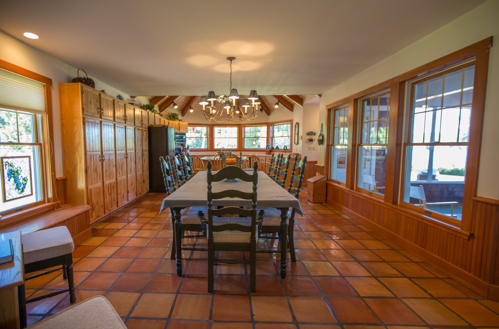 Mountain View Lake Family Compound in Bellmont, NY, United States for