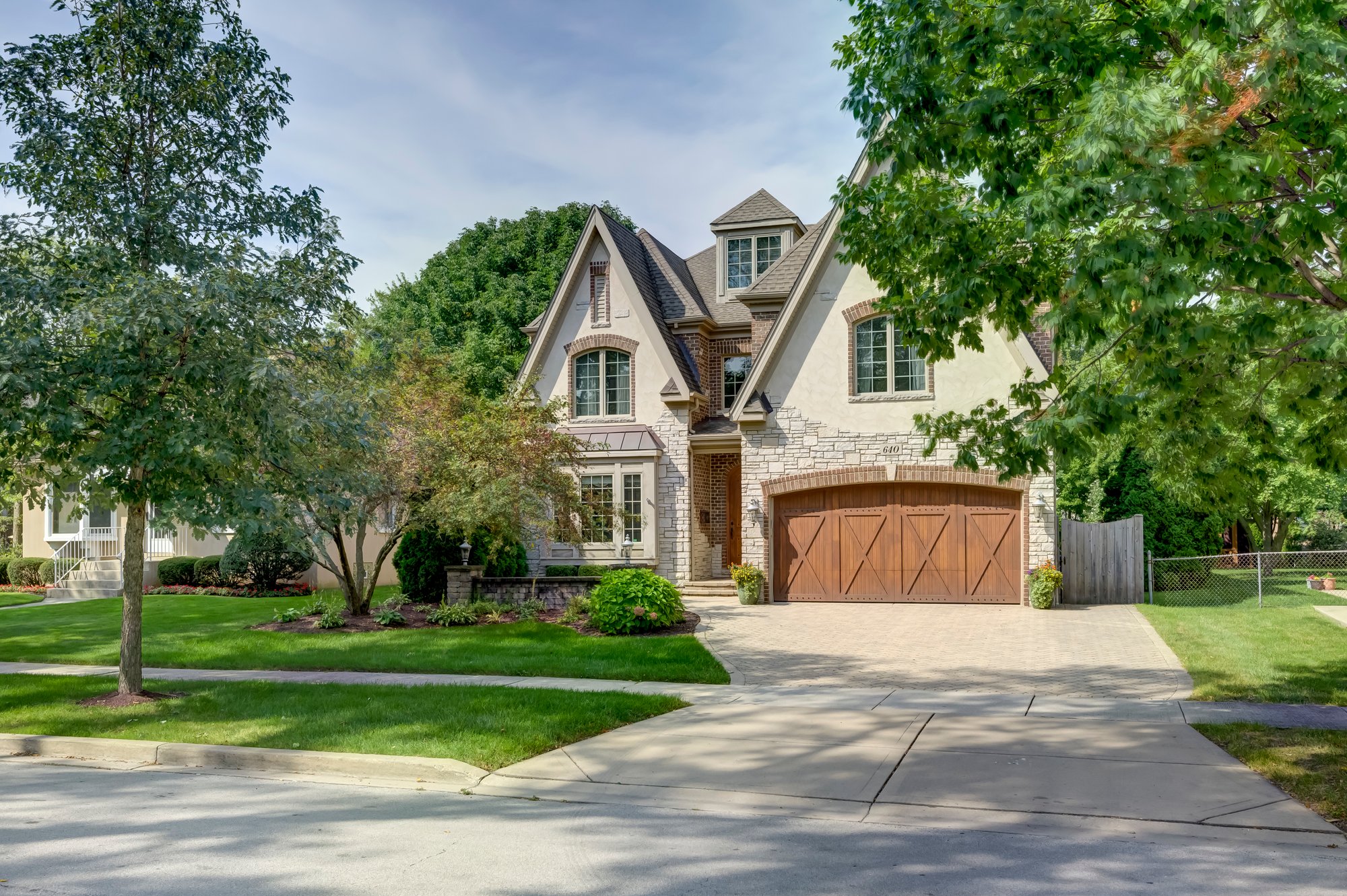 Stunning Elmhurst Home in Elmhurst, IL, United States for sale (10654442)