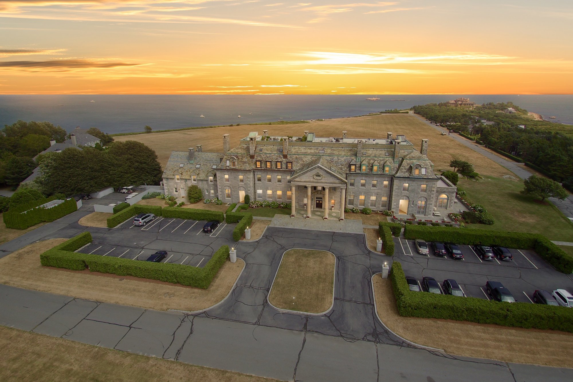 Round Hill Mansion Penthouse in Dartmouth, MA, United States for sale