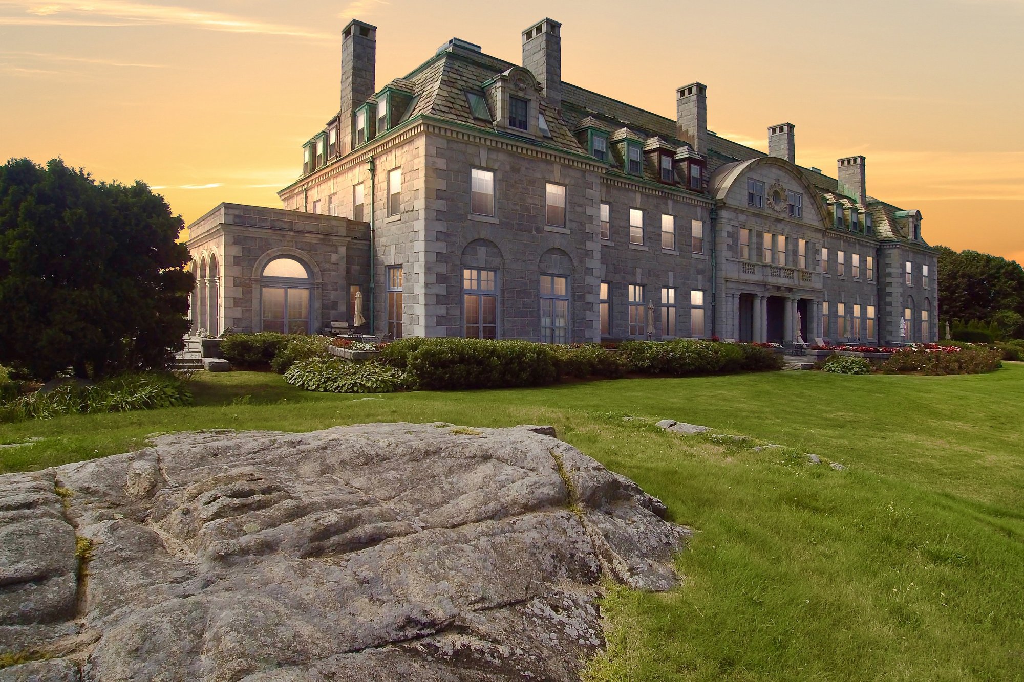 Round Hill Mansion Penthouse in Dartmouth, MA, United States for sale