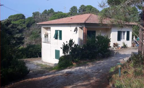 Villa in Porto Azzurro, Tuscany, Italy 1