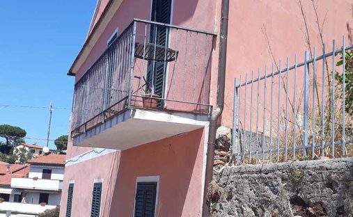 Villa à Porto Azzurro, Toscane, Italie 1