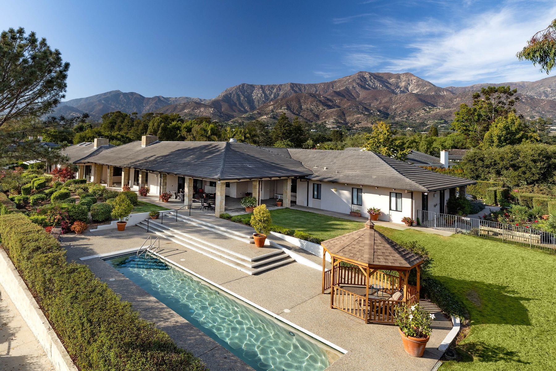 Premier Birnam Wood Golf Club Home in Montecito, CA, United States for