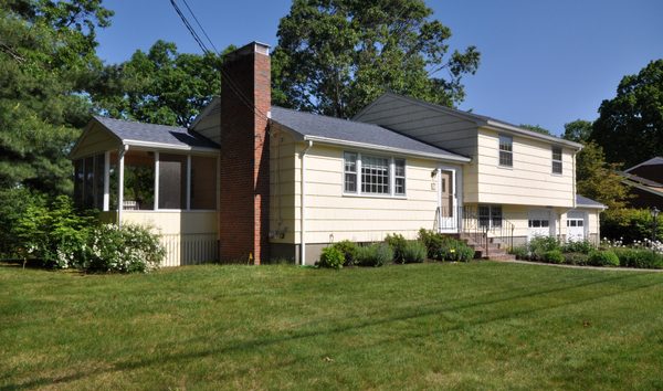 83 Bayberry Road (10671216)