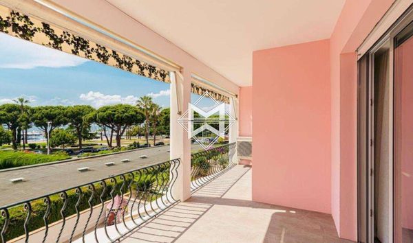 Sale - Apartment Cannes (Croisette) (10673155)
