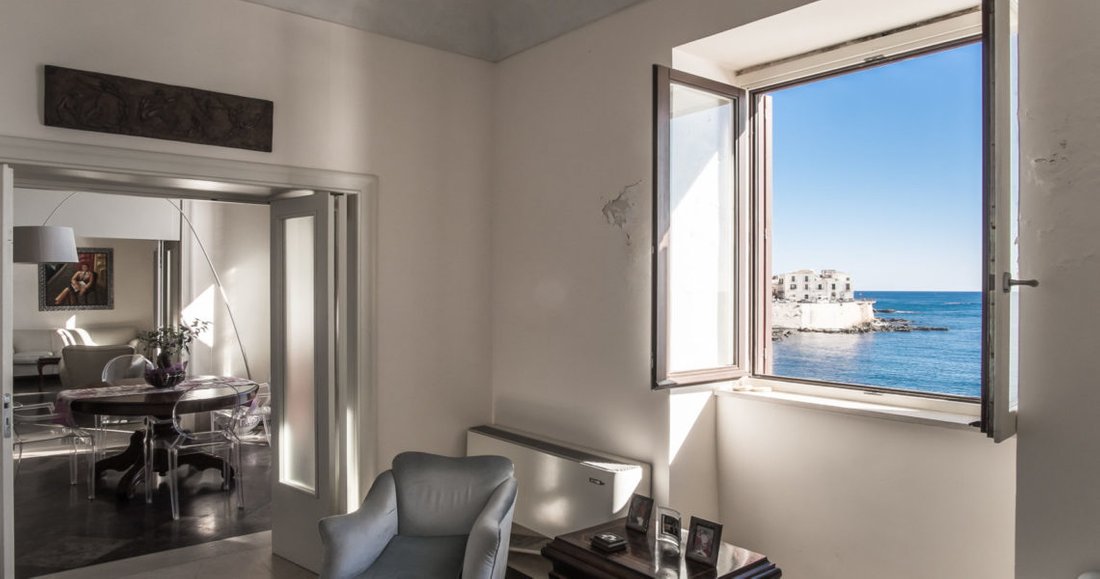Apartment in Ortigia, Sicily, Italy 4 - 10675248