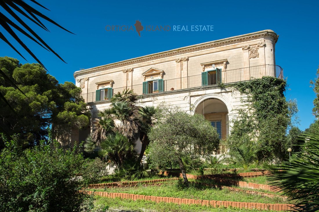 Villa in Modica, Sicilia, Italy 1 - 10675256