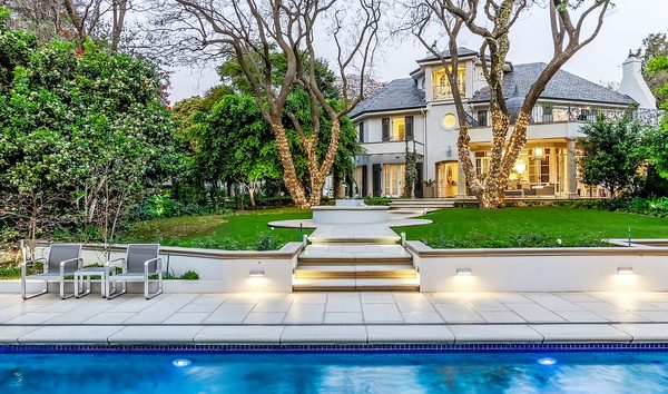 Bryanston (10676317)