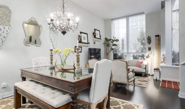 Contemporary Townhome (10677656)