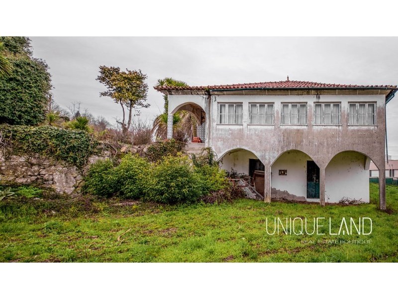 Cattle Ranch For Sale Arcos De Valdevez In Viana Do Castelo District, Portugal For Sale (10677968)